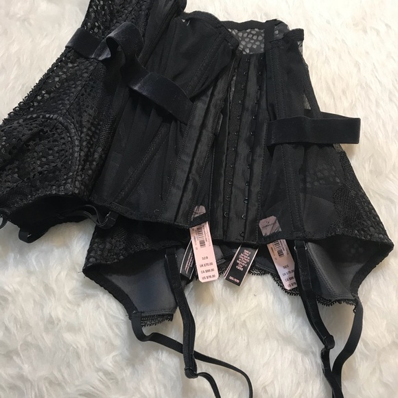 Victoria’s Secret Black Lace bustier top - Picture 7 of 8
